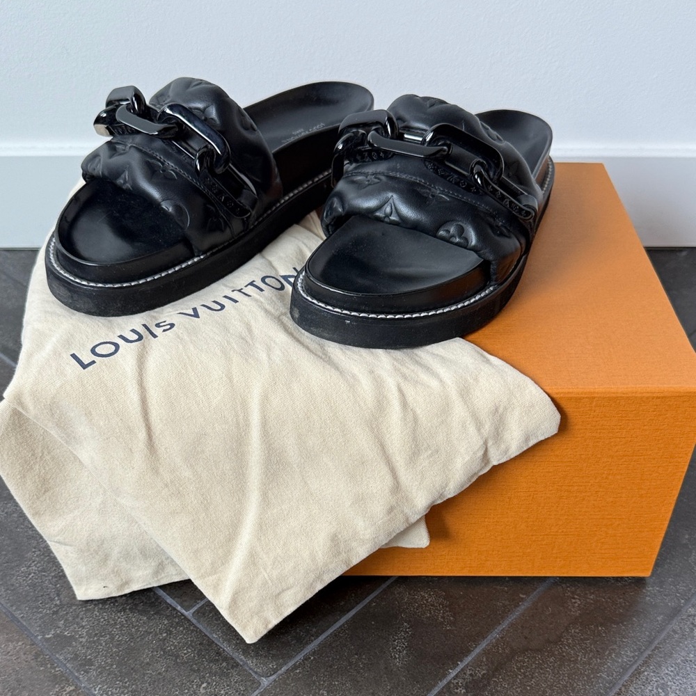 Louis Vuitton Black Chain Detail Women’s Sandals